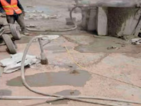 类乌齐水泥混凝土路面板底注浆技术 路面脱空注浆整治方案